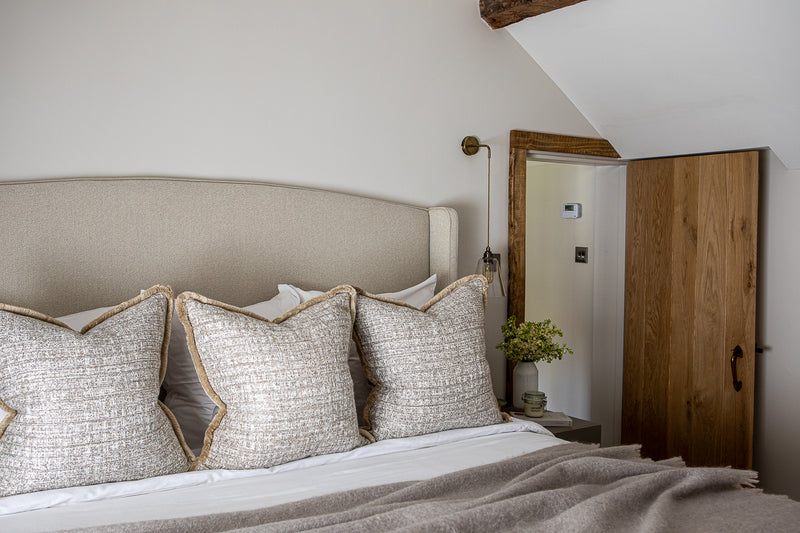 Chestnut Cushion